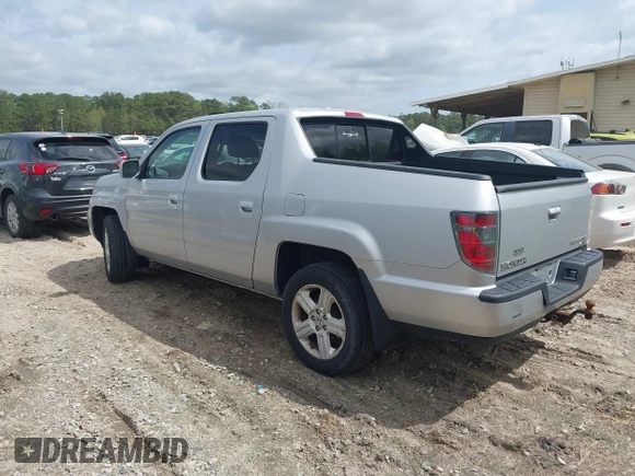 2014 Honda Ridgeline RTL with VIN 5FPYK1F53EB013752, listed as a IAAI auction lot 41886851 with 89,038 mi miles and . Bid and sale history available at DreamBid. Image 3.