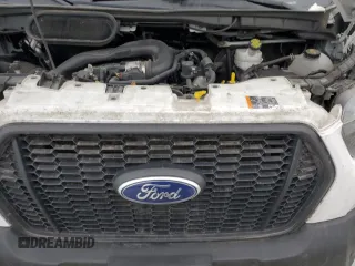2023 Ford Transit Cargo z VIN 1FTBR3X88PKB88910, wystawiony jako Copart lot #46260995 z przebiegiem 64 307 mil mil oraz Szkoda całkowita • Salvage title. Historia ofert i sprzedaży dostępna na DreamBid. Obrazek 12.