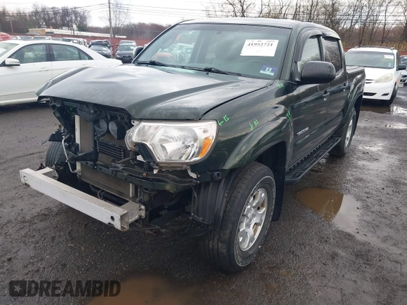 2013 Toyota Tacoma with VIN 3TMLU4EN3DM123470, listed as a IAAI auction lot 41952721 with 72,296 mi miles and . Bid and sale history available at DreamBid. Image 6.