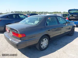 2001 Toyota Camry CE with VIN 4T1BG22K61U782597, listed as a IAAI auction lot 41794535 with 1 mi miles. Bid and sale history available at carsss.com. Image 4.