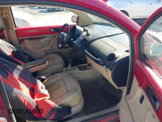 2006 Volkswagen New Beetle Coupe with VIN 3VWSW31C56M403105, listed as a IAAI auction lot 41396362 with 157,213 mi miles. Bid and sale history available at carsss.com. Image 5.