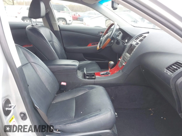 2008 Lexus ES 330 z VIN JTHBJ46G782218730, wystawiony jako IAAI lot #42050613 z przebiegiem 125 938 mil mil oraz . Historia ofert i sprzedaży dostępna na DreamBid. Obrazek 5.