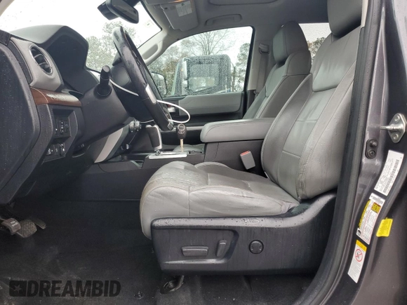 2018 Toyota Tundra 2WD SR5 with VIN 5TFFY5F13JX234805, listed as a Copart auction lot 83526764 with 181,940 mi miles and Salvage Title. Bid and sale history available at carsss.com. Image 7.