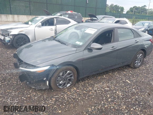 2024 Hyundai Elantra SEL с VIN KMHLM4DG4RU689798, выставлен на аукционе IAAI как лот 42680160 с пробегом 14 903 миль миль и . История ставок и продаж доступна на DreamBid. Изображение 18.