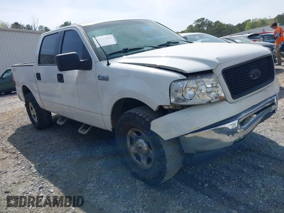 2006 Ford F-150 XLT with VIN 1FTRW12W56KA65159, listed as a IAAI auction lot 41913062 with 271,996 mi miles. Bid and sale history available at carsss.com. Image 1.