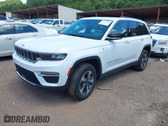 2024 Jeep Grand Cherokee with VIN 1C4RJYB67RC120412, listed as a IAAI auction lot 42732404 with 25,819 mi miles and . Bid and sale history available at DreamBid. Image 17.