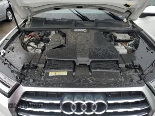 2018 Audi Q7 Premium with VIN WA1AAAF74JD050738, listed as a Copart auction lot 56587355 with 99,051 mi miles and Clean title. Bid and sale history available at DreamBid. Image 12.