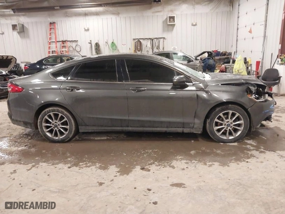 2017 Ford Fusion SE with VIN 3FA6P0H77HR307867, listed as a IAAI auction lot 41538599 with 94,729 mi miles. Bid and sale history available at carsss.com. Image 13.