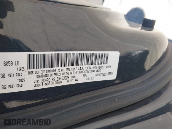 2014 Chrysler Town & Country Touring with VIN 2C4RC1BG1ER453328, listed as a IAAI auction lot 42135021 with 138,443 mi miles. Bid and sale history available at carsss.com. Image 9.