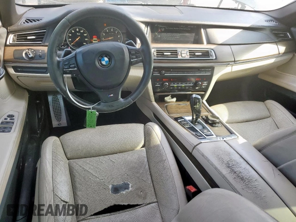 2014 BMW 7 Series 750i с VIN WBAYA8C57ED824970, выставлен на аукционе Copart как лот 61005925 с пробегом 144 457 миль миль и Чистый • Clean title. История ставок и продаж доступна на DreamBid. Изображение 8.