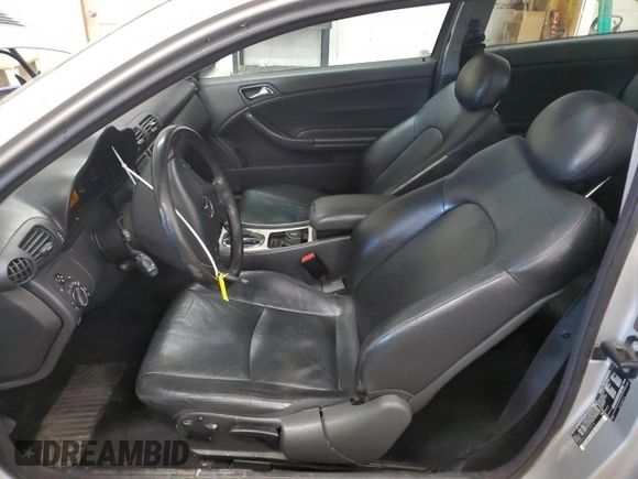 2003 Mercedes-Benz C with VIN WDBRN64J93A459216, listed as a Copart auction lot 87855085 with 208,336 mi miles and Salvage title. Bid and sale history available at DreamBid. Image 7.
