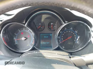 2014 Chevrolet Cruze 1LT with VIN 1G1PC5SB2E7238098, listed as a IAAI auction lot 42577348 with 84,964 mi miles and . Bid and sale history available at DreamBid. Image 7.