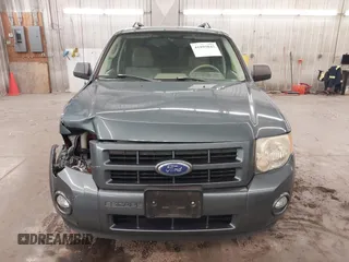 2011 Ford Escape Hybrid с VIN 1FMCU5K34BKC19603, выставлен на аукционе IAAI как лот 41895045 с пробегом 117 922 миль миль и . История ставок и продаж доступна на DreamBid. Изображение 13.