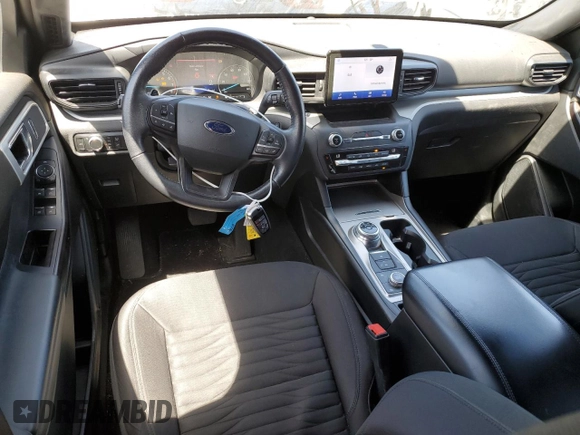 2020 Ford Explorer XLT z VIN 1FMSK8DH4LGB31585, wystawiony jako Copart lot #56982185 z przebiegiem 36 117 mil mil oraz Szkoda całkowita • Salvage title. Historia ofert i sprzedaży dostępna na DreamBid. Obrazek 8.