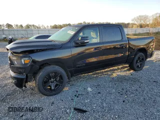 2020 Ram 1500 Big Horn z VIN 1C6RREFT6LN338173, wystawiony jako Copart lot #48681945 z przebiegiem 93 176 mil mil oraz Szkoda całkowita • Salvage title. Historia ofert i sprzedaży dostępna na DreamBid. Obrazek 1.