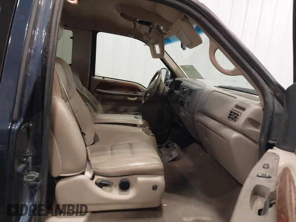 2002 Ford F-350 XL with VIN 1FTSX31F42EB82753, listed as a IAAI auction lot 42231353 with 229,223 mi miles and . Bid and sale history available at DreamBid. Image 5.