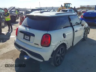 2022 MINI Hardtop Cooper S with VIN WMW53DH08N2P99141, listed as a IAAI auction lot 41788393 with 27,760 mi miles and . Bid and sale history available at DreamBid. Image 4.