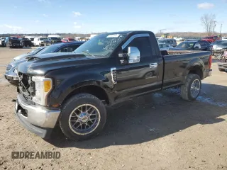 2017 Ford F-250 XL с VIN 1FTBF2A65HEF36818, выставлен на аукционе Copart как лот 47825385 с пробегом Не указан миль и Списание • Salvage title. История ставок и продаж доступна на DreamBid. Изображение 1.