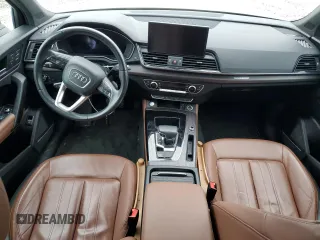 2021 Audi Q5 Premium Plus with VIN WA1BAAFY1M2017872, listed as a Copart auction lot 59964725 with 58,694 mi miles and Salvage title. Bid and sale history available at DreamBid. Image 8.