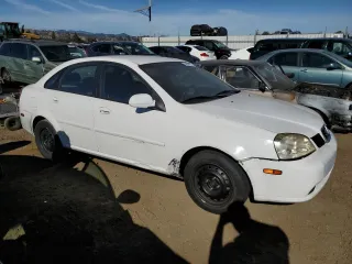 2004 Suzuki Forenza S z VIN KL5JD52Z14K950658, wystawiony jako Copart lot #74824154 z przebiegiem 99 150 mil mil oraz Tytuł czysty. Historia ofert i sprzedaży dostępna na DreamBid. Obrazek 4.