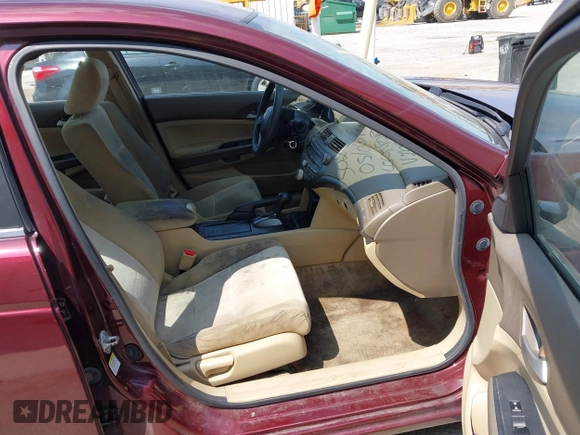 2010 Honda Accord LX z VIN 1HGCP2F36AA095943, wystawiony jako IAAI lot #42226801 z przebiegiem 160 332 mil mil oraz . Historia ofert i sprzedaży dostępna na DreamBid. Obrazek 5.