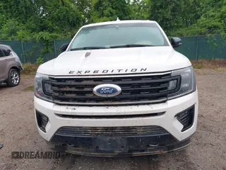 2019 Ford Expedition Limited z VIN 1FMJU2AT1KEA41705, wystawiony jako IAAI lot #42285780 z przebiegiem Nie podano mil oraz . Historia ofert i sprzedaży dostępna na DreamBid. Obrazek 6.