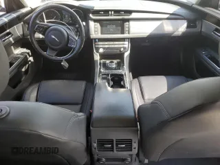 2016 Jaguar XF 35t Premium with VIN SAJBD4BV5GCY20923, listed as a Copart auction lot 57417954 with 63,238 mi miles and Salvage Title. Bid and sale history available at carsss.com. Image 8.