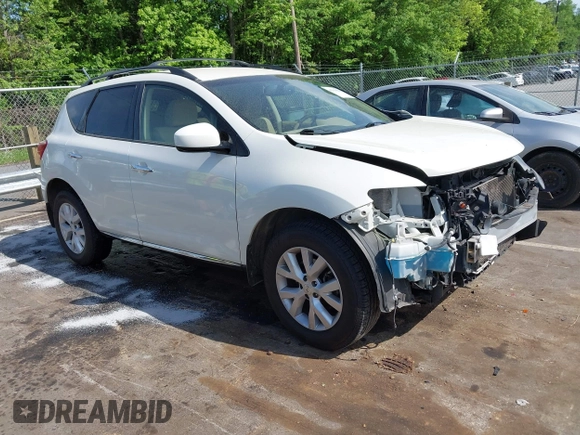 2014 Nissan Murano SV z VIN JN8AZ1MU5EW402599, wystawiony jako IAAI lot #42115514 z przebiegiem 131 656 mil mil oraz . Historia ofert i sprzedaży dostępna na DreamBid. Obrazek 1.