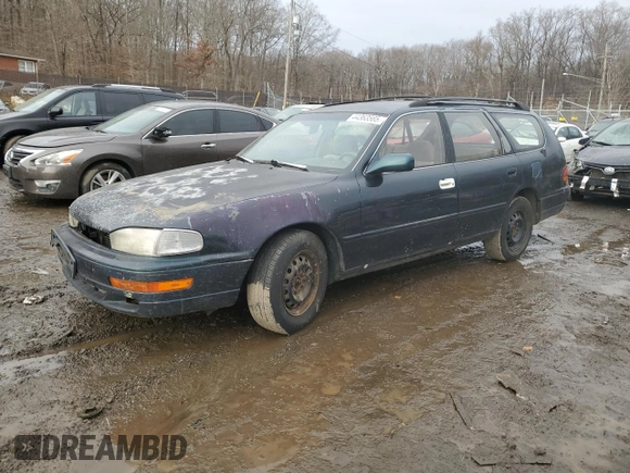 1994 Toyota Camry z VIN 4T1SK12W5RU365849, wystawiony jako Copart lot #44363565 z przebiegiem 226 124 mil mil oraz Szkoda całkowita • Salvage title. Historia ofert i sprzedaży dostępna na DreamBid. Obrazek 1.