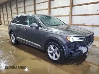 2024 Audi Q7 Premium Plus with VIN WA1LCBF71RD006474, listed as a Copart auction lot 62633915 with 33,316 mi miles and Clean title. Bid and sale history available at DreamBid. Image 4.