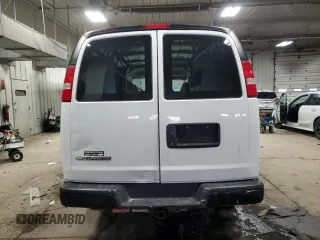 2017 Chevrolet Express Cargo z VIN 1GCWGAFF4H1324582, wystawiony jako Copart lot #46579425 z przebiegiem 137 361 mil mil oraz Czysty tytuł • Clean title. Historia ofert i sprzedaży dostępna na DreamBid. Obrazek 6.