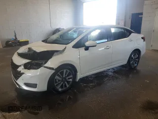 2024 Nissan Versa SV with VIN 3N1CN8EV4RL929628, listed as a Copart auction lot 64669995 with 14,252 mi miles and Salvage title. Bid and sale history available at DreamBid. Image 1.