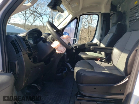 2024 Ram ProMaster Cargo with VIN 3C6LRVVG8RE145742, listed as a Copart auction lot 47424705 with 4,576 mi miles and Salvage Title. Bid and sale history available at DreamBid. Image 7.