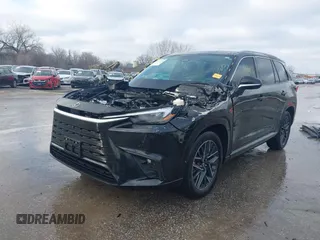 2024 Lexus TX 350 z VIN 5TDAAAB6XRS009811, wystawiony jako IAAI lot #41473196 z przebiegiem 8 781 mil mil oraz . Historia ofert i sprzedaży dostępna na DreamBid. Obrazek 2.