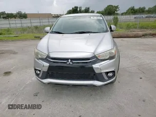 2018 Mitsubishi Outlander SE z VIN JA4AP3AW4JU019580, wystawiony jako Copart lot #66179125 z przebiegiem 81 508 mil mil oraz Szkoda całkowita • Salvage title. Historia ofert i sprzedaży dostępna na DreamBid. Obrazek 14.