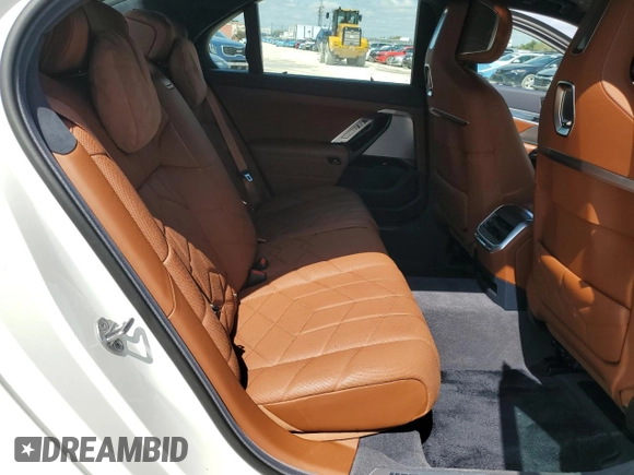 2023 BMW 7 Series 740i with VIN WBA23EH02PCM11374, listed as a Copart auction lot 51749465 with 23,838 mi miles and Non Repairable. Bid and sale history available at DreamBid. Image 10.