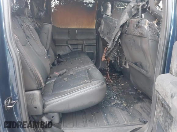 2018 Ford F-150 XL z VIN 1FTFW1E15JFD90723, wystawiony jako IAAI lot #41106449 z przebiegiem Nie podano mil oraz . Historia ofert i sprzedaży dostępna na DreamBid. Obrazek 8.