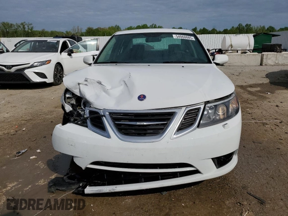 2011 Saab 9-3 z VIN YS3FA4BY0B1302623, wystawiony jako Copart lot #54060085 z przebiegiem 121 534 mil mil oraz Szkody całkowita. Historia ofert i sprzedaży dostępna na DreamBid. Obrazek 5.