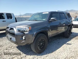 2018 Toyota 4Runner SR5 z VIN JTEBU5JR3J5531944, wystawiony jako Copart lot #64101615 z przebiegiem Nie podano mil oraz Szkoda całkowita • Salvage title. Historia ofert i sprzedaży dostępna na DreamBid. Obrazek 1.