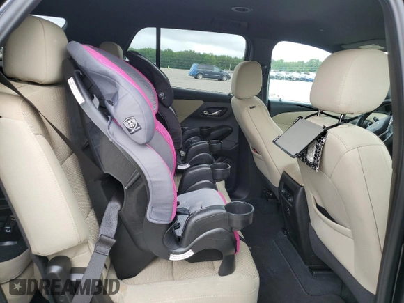 2023 Chevrolet Traverse LS with VIN 1GNERFKW6PJ108991, listed as a Copart auction lot 61252155 with 59,188 mi miles and Salvage title. Bid and sale history available at DreamBid. Image 11.