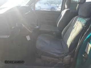 1995 Nissan Frontier XE с VIN 1N6HD16SXSC392683, выставлен на аукционе Copart как лот 59881434 с пробегом 391 479 миль миль и Списание • Salvage title. История ставок и продаж доступна на DreamBid. Изображение 7.