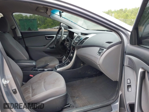 2015 Hyundai Elantra SE z VIN 5NPDH4AE0FH593656, wystawiony jako IAAI lot #42346608 z przebiegiem 153 562 mil mil oraz . Historia ofert i sprzedaży dostępna na DreamBid. Obrazek 5.