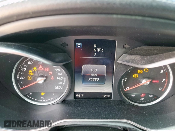 2015 Mercedes-Benz C 300 Luxury with VIN 55SWF4KB0FU013726, listed as a Copart auction lot 62766725 with 75,380 mi miles and Salvage title. Bid and sale history available at DreamBid. Image 9.
