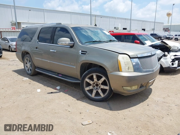 2007 Cadillac Escalade ESV with VIN 1GYFK66877R354599, listed as a IAAI auction lot 42286079 with 198,438 mi miles and . Bid and sale history available at DreamBid. Image 1.