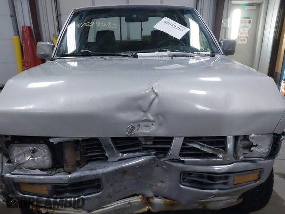 1996 Nissan Frontier XE with VIN 1N6SD16Y6TC318642, listed as a IAAI auction lot 41529283 with 154,632 mi miles and . Bid and sale history available at DreamBid. Image 12.