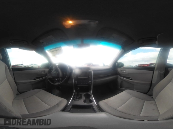 2015 Toyota Camry XLE with VIN 4T1BF1FK1FU475840, listed as a IAAI auction lot 41669607 with 104,881 mi miles. Bid and sale history available at carsss.com. Image 18.
