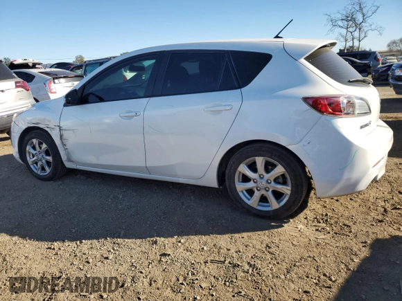 2011 Mazda 3 GX with VIN JM1BL1KF2B1467408, listed as a Copart auction lot 89204995 with 231,925 mi miles and Salvage Title. Bid and sale history available at carsss.com. Image 2.