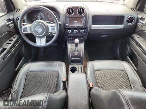 2016 Jeep Compass Sport z VIN 1C4NJCBAXGD727000, wystawiony jako Copart lot #64591555 z przebiegiem 154 441 mil mil oraz Czysty tytuł • Clean title. Historia ofert i sprzedaży dostępna na DreamBid. Obrazek 8.