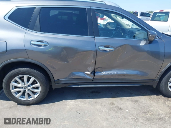 2020 Nissan Rogue SV with VIN JN8AT2MT8LW036231, listed as a IAAI auction lot 41984808 with 28,736 mi miles. Bid and sale history available at carsss.com. Image 6.