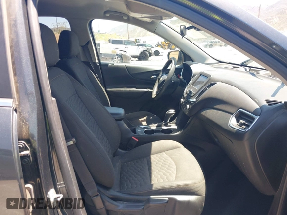2021 Chevrolet Equinox LT z VIN 2GNAXKEV1M6165950, wystawiony jako IAAI lot #42221591 z przebiegiem Nie podano mil oraz . Historia ofert i sprzedaży dostępna na DreamBid. Obrazek 5.
